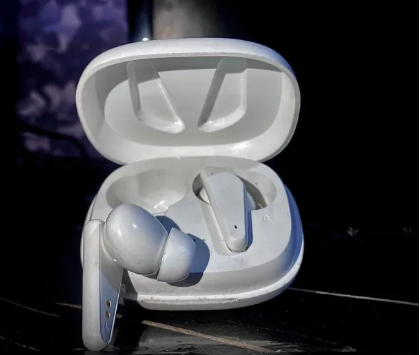 KGKE EarBuds